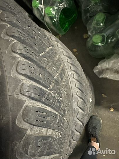 Goodyear UltraGrip Arctic 2 23B