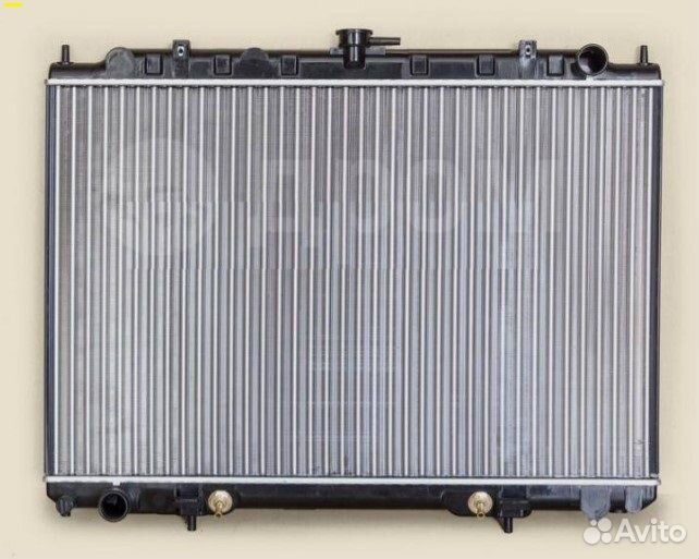 Радиатор двигателя Nissan X-Trail NT30 QR20DE