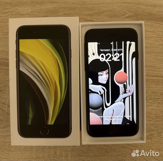 Телефон iPhone se 2020