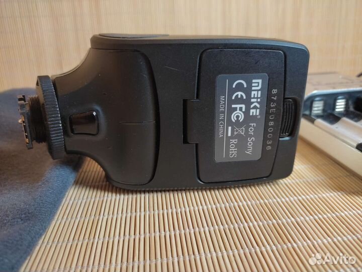 Вспышка Meike MK-320 для Sony E-mount