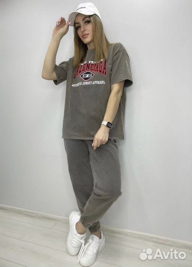 Спортивный костюм женский balenciaga