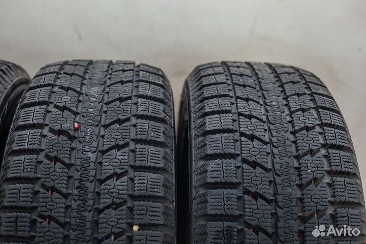 Toyo Observe GSi-5 225/55 R18 98Q