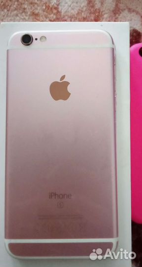 Телефон iPhone 6s