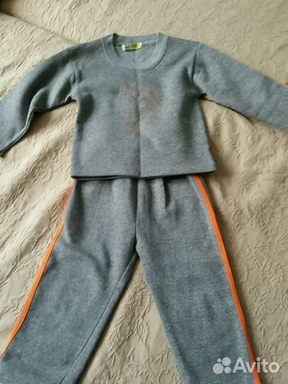 Костюм тройка