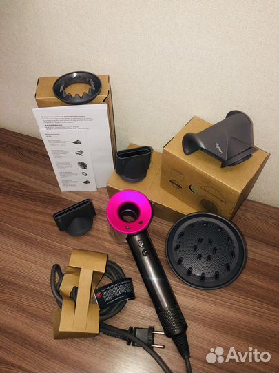 Фен Dyson supersonic (Малайзия)