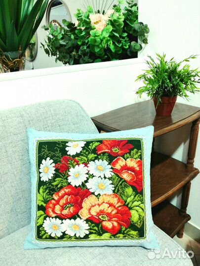 Подушка интерьерная ручная работа