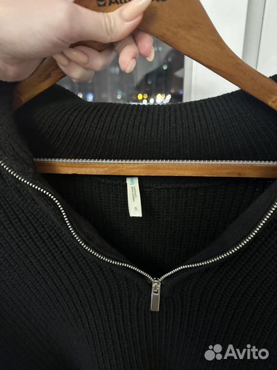 Джемпер черный befree s