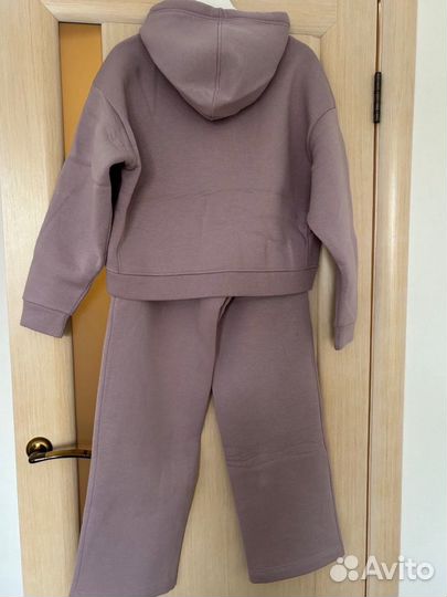 Костюм спортивный женский