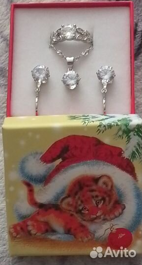Серебреный набор украшений