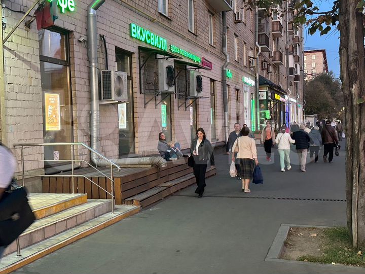 Торговое помещение продам