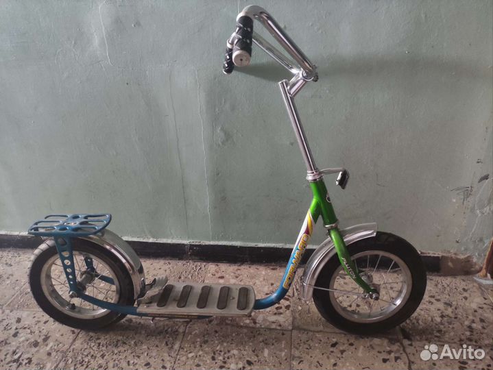 Самокат детский с большими колесами