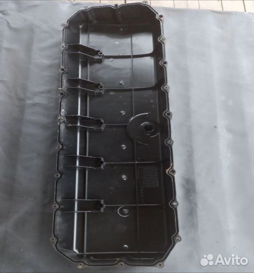 Клапанная крышка iveco cursor 13