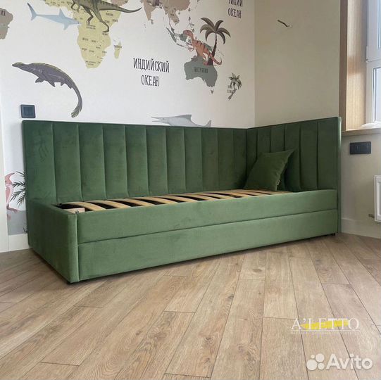 Детская кровать с мягкими бортиками