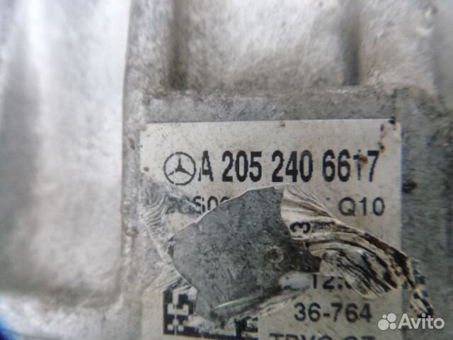 Подушка двс левая Mercedes C-Class C205 274.920