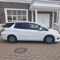 Honda Fit Shuttle 1.3 CVT, 2012, 170 500 км, с пробегом, цена 1 145 000 руб.