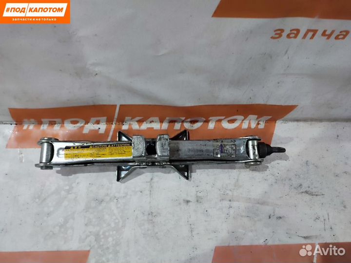 Домкрат Mitsubishi Delica D:5 2008