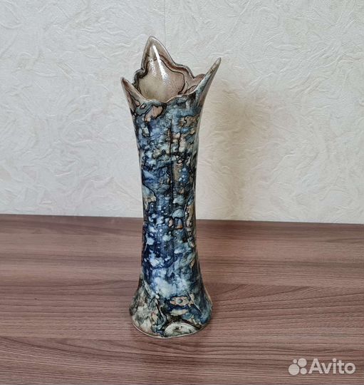 Керамическая вазочка