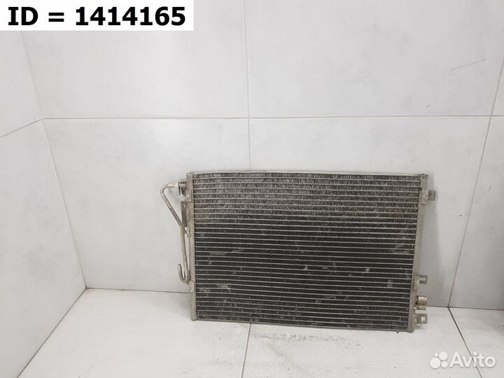 Радиатор кондиционера Renault Clio