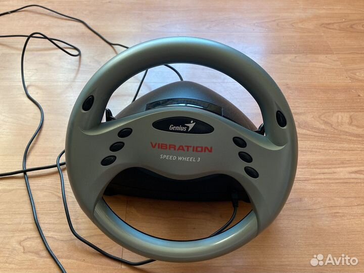 Игровой руль genius