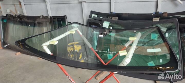 Лобовое стекло Ford focus