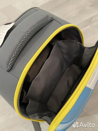 Рюкзак школьный