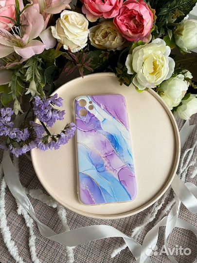 Чехол на iPhone 11