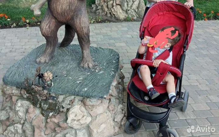 Прогулочная коляска