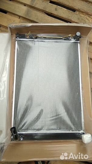 Радиатор основной на toyota harrier ACU30W, ACU35W