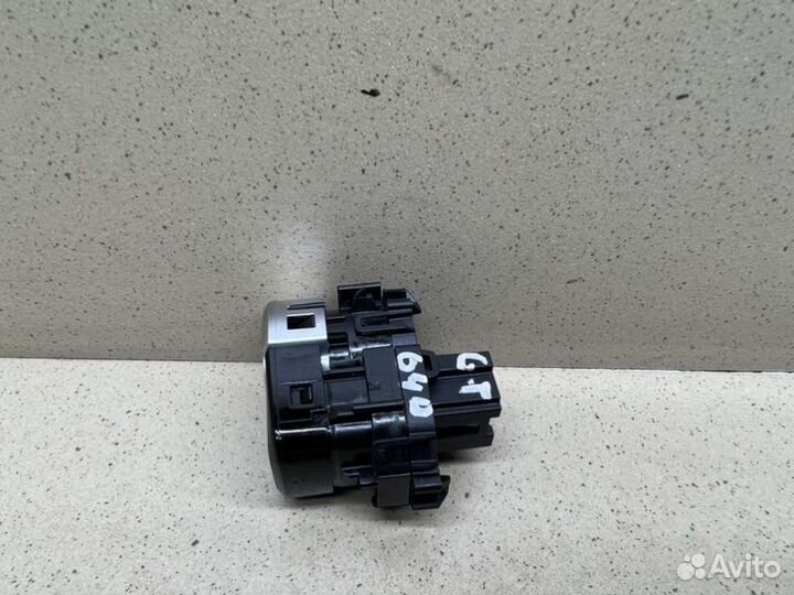 Кнопка запуска двигателя Bmw 6-Serie Gt G32 B57