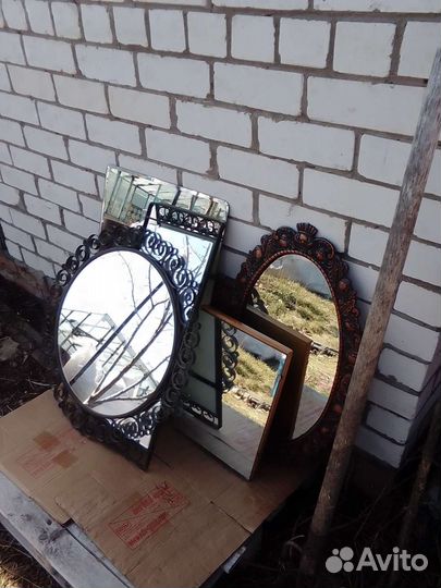 Зеркала настенные