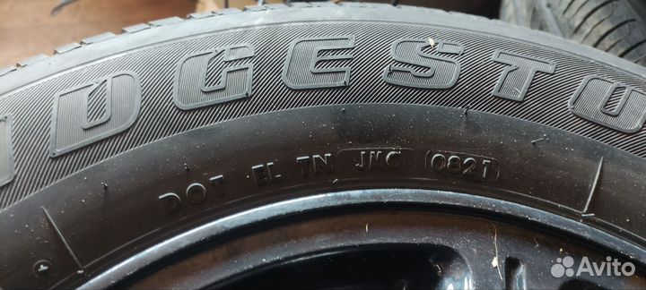 Bridgestone Dueler H/T 684II 195/85 R15