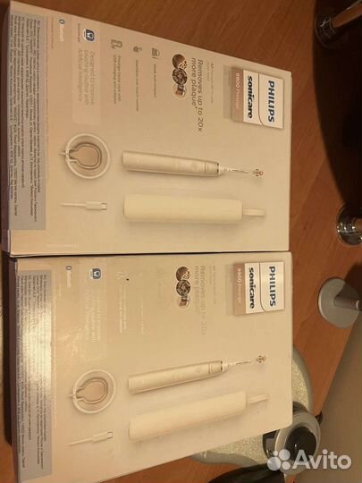 Электрическая зубная щетка Philips Sonicare 9900