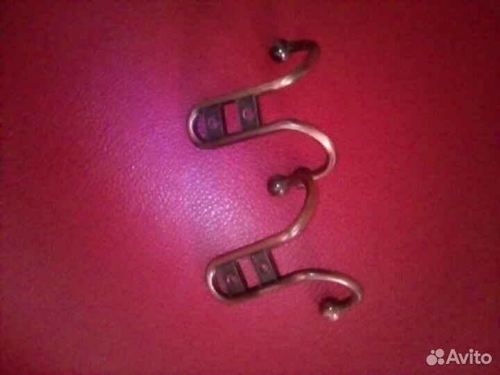 Крючки настенные винтажные