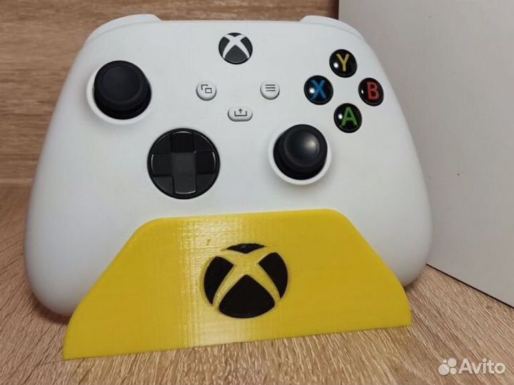 Xbox Series S + игры и подписка