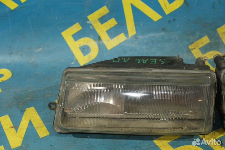 Передняя фара Seat Toledo
