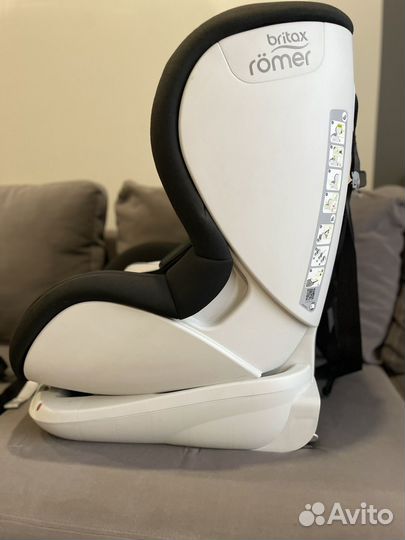 Автомобильное кресло britax romer trifix