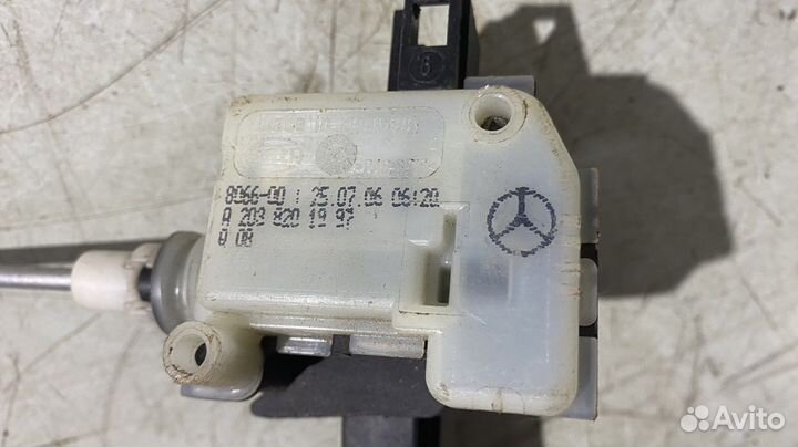Активатор лючка бензобака Mercedes Benz W211