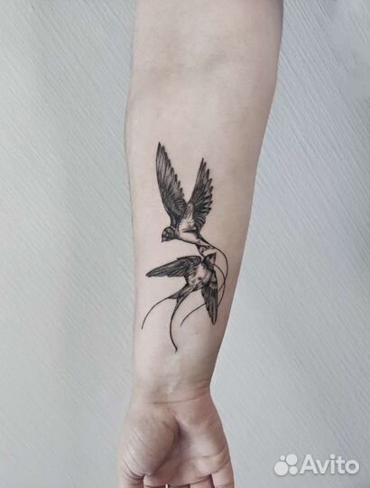 Модель на тату за расходники