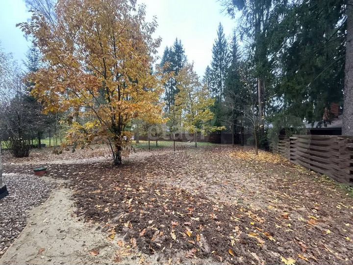 Дом 233,7 м² на участке 12 сот.