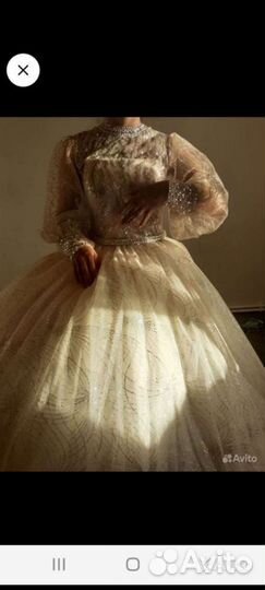 Свадебное платье пышное со шлейфом