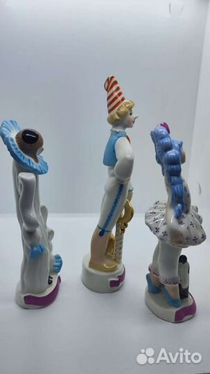 Статуэтка фарфор