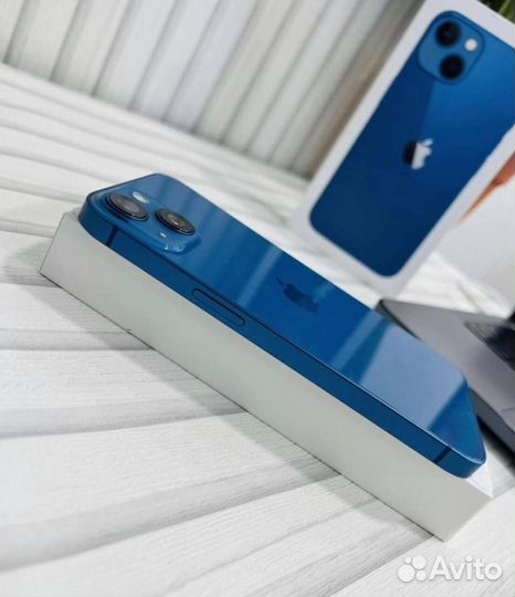 iPhone 13, 256 ГБ