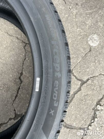 Hankook Winter I'Cept Evo 3 X W330A 275/40 R22 107V