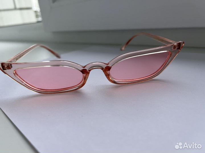 Солнцезащитные очки