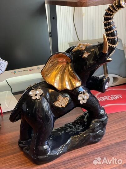 Фарфоровые статуэтки