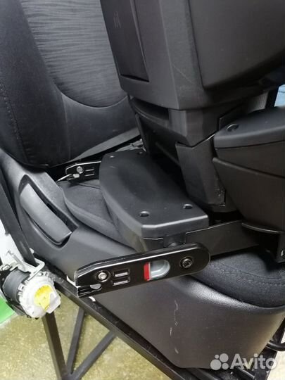 Широкое автокресло Espiro Omega FIX 15-36кг