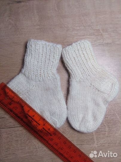 Детские шерстяные носки ручной вязки (10-12 см)