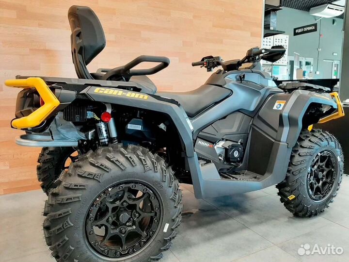 Квадроцикл BRP outlander 1000 XT