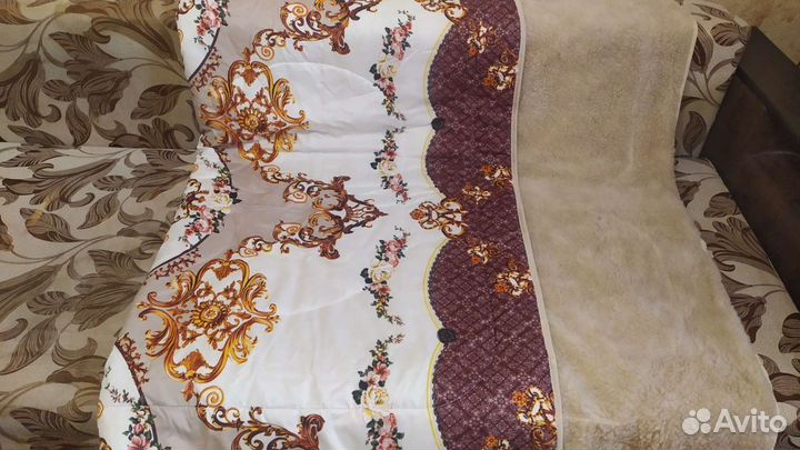 Меховые накидки на кресло и диван