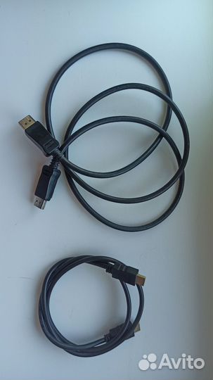 2 кабеля hdmi и Display Port